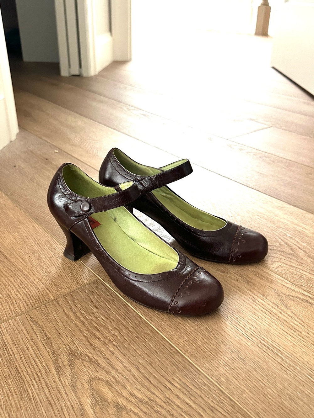 Miz Mooz Vintage Dark Brown Mary Jane Heels with Green Insole